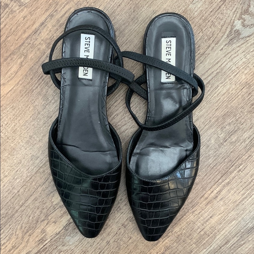 Steve Madden Black Croc-Embossed Flats